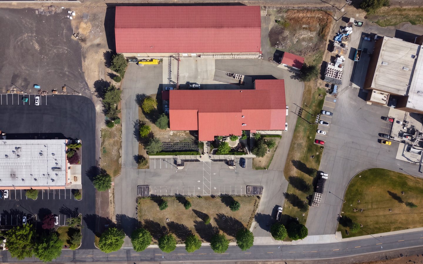 Flex Industrial and Cold Storage Facility Receivership Sale photo 4
