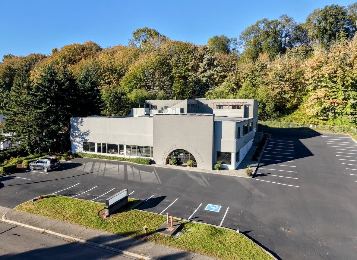 Southcenter Parkway Freestanding Retail/Flex/Showroom