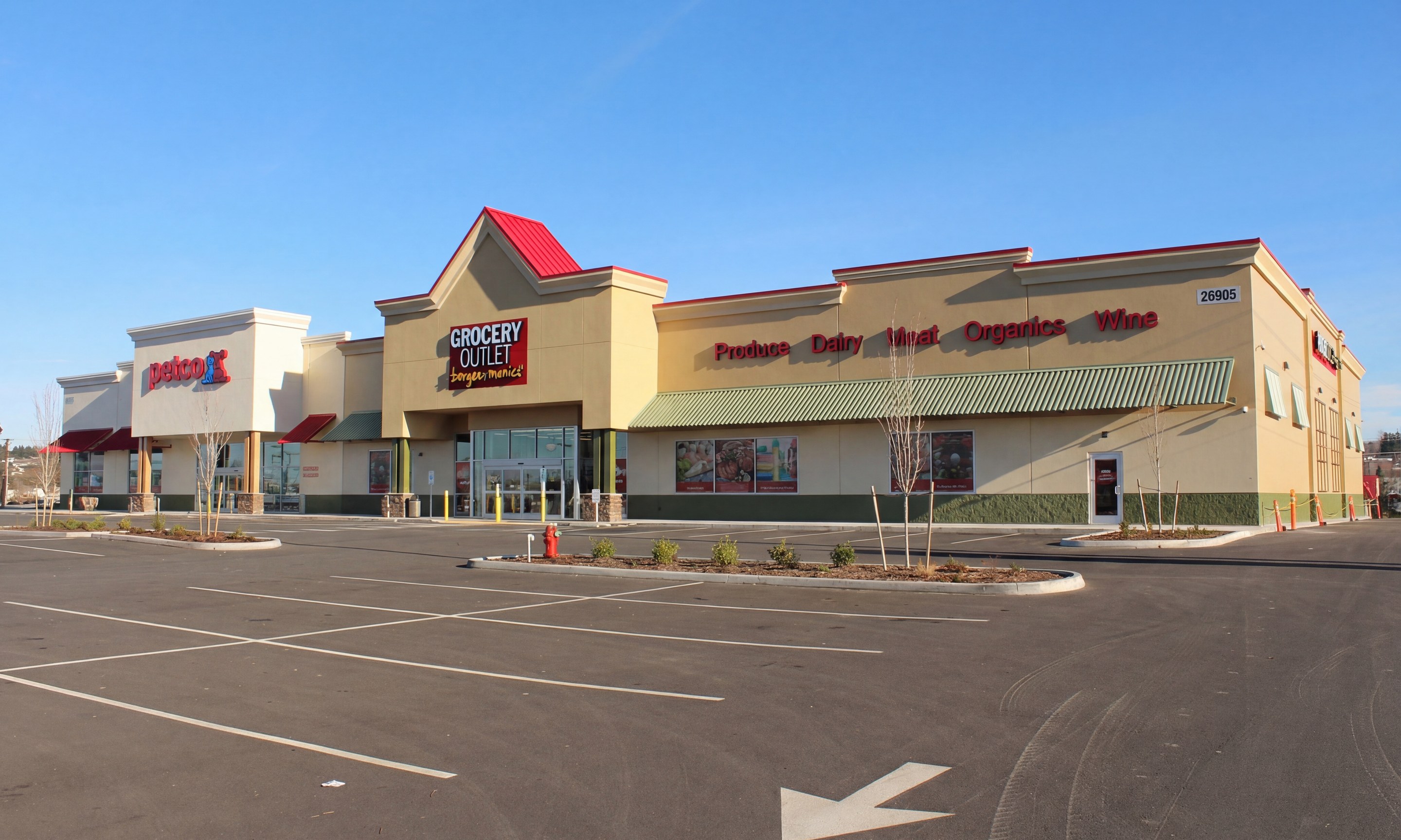 Petco/Grocery Outlet Stanwood