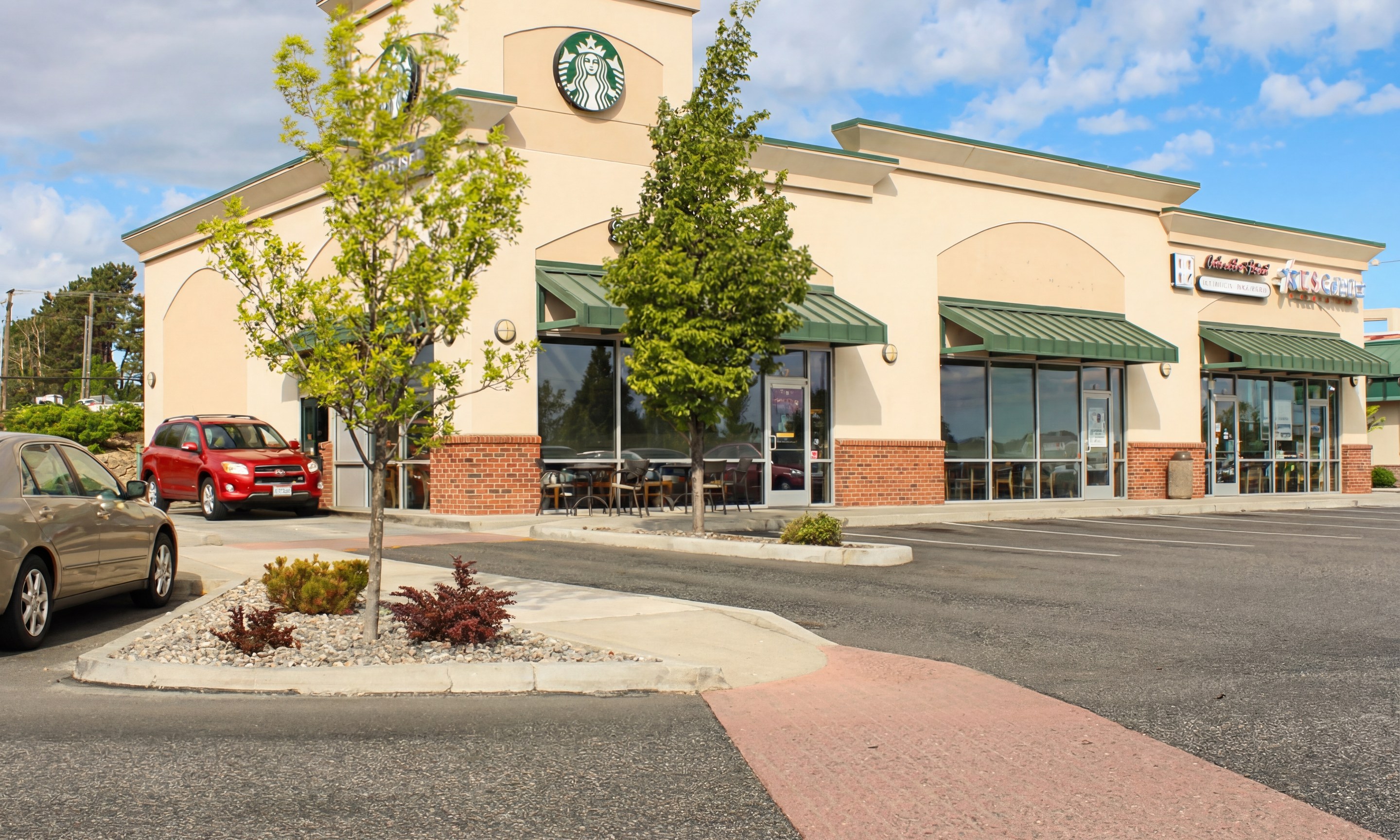 Starbucks Retail Drive-Thru - Richland