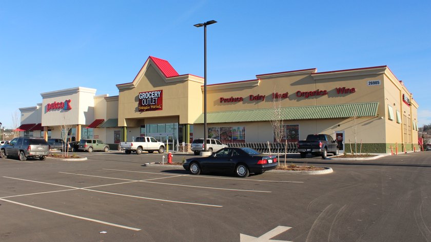 Petco/Grocery Outlet Stanwood