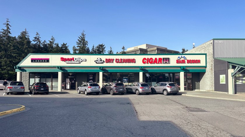 Shoreline Strip Center